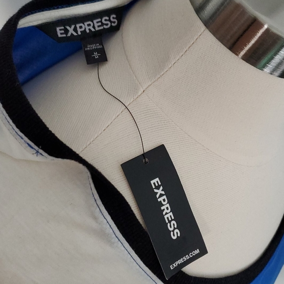 NWT - Express Long Sleeve Top - Picture 4 of 4